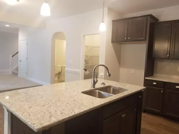 Aberdeen, NC 28315,336 Glade DR