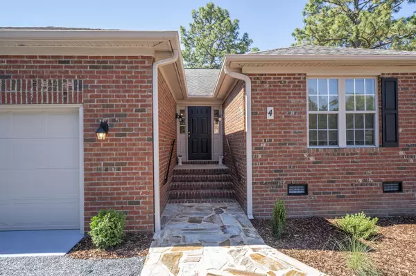 Pinehurst, NC 28374,4 Wingate CT
