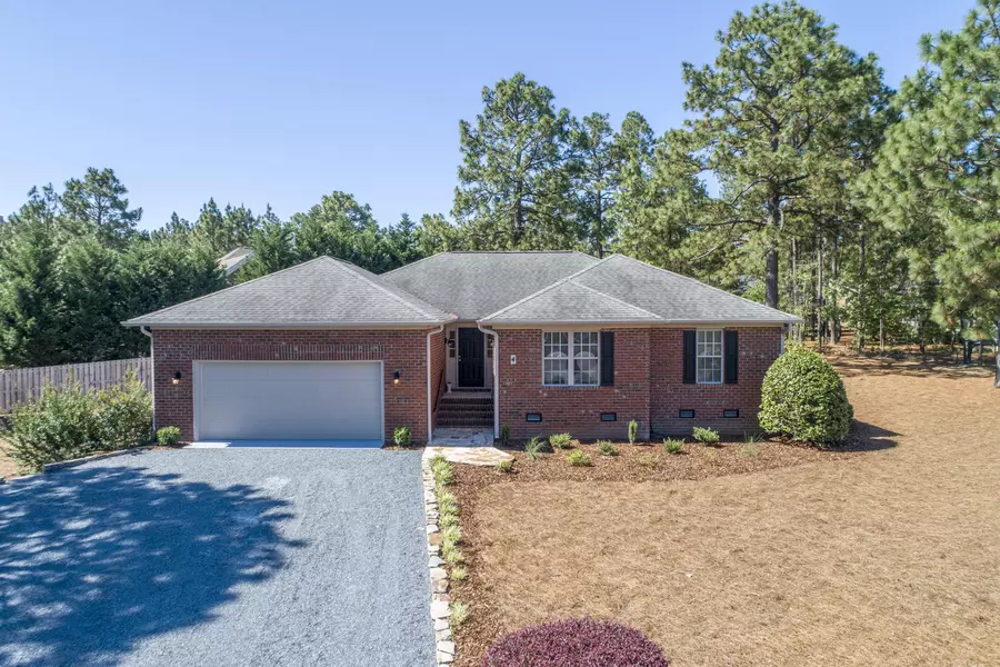 4 Wingate CT, Pinehurst, NC 28374