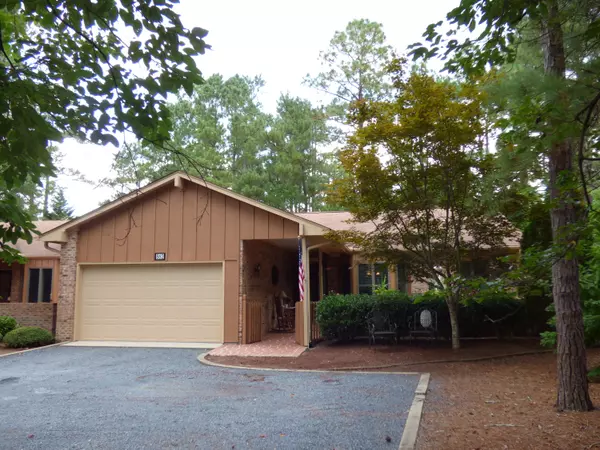 862 Willowood CT, Southern Pines, NC 28387