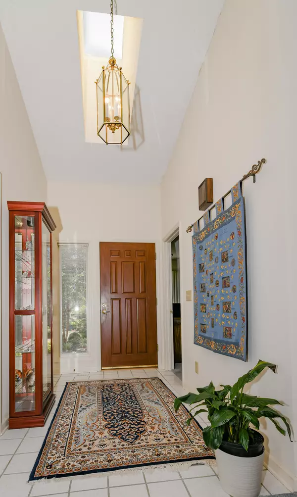 Pinehurst, NC 28374,21 Peachtree LN