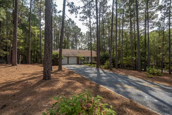 265 Cliff RD, Southern Pines, NC 28387