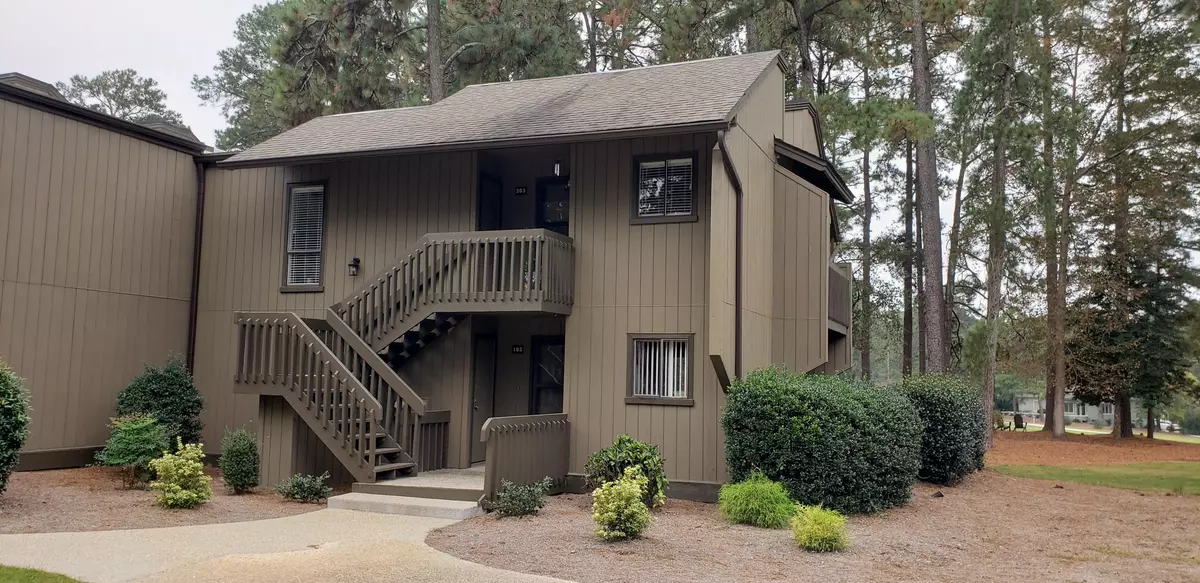 Pinehurst, NC 28374,10 Pine Tree RD #103