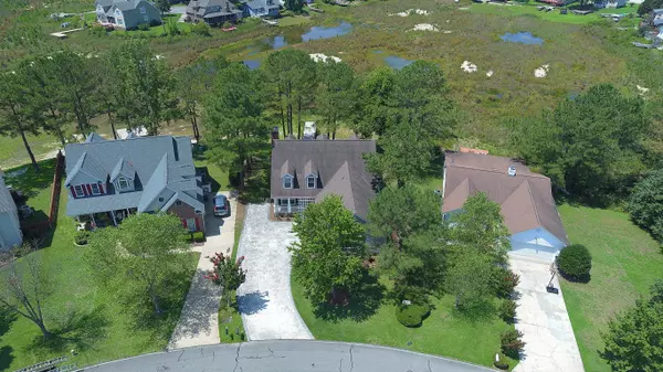 732 Dayflower CT, Vass, NC 28394