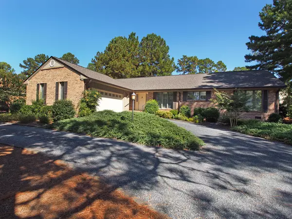 365 Pine Vista DR, Pinehurst, NC 28374