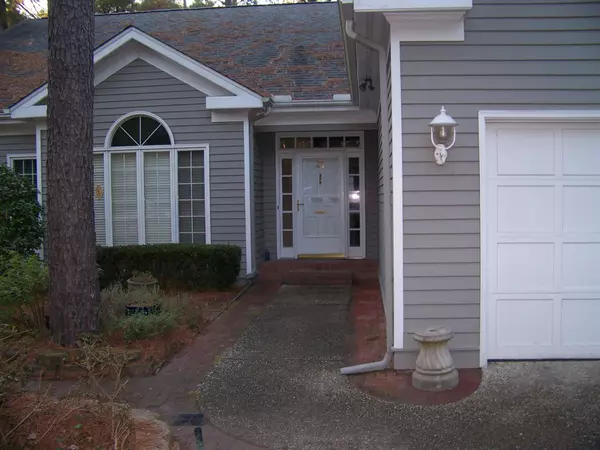 Pinehurst, NC 28374,25 Tamarisk LN