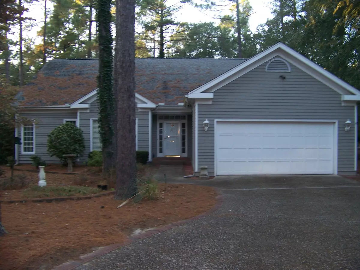 Pinehurst, NC 28374,25 Tamarisk LN