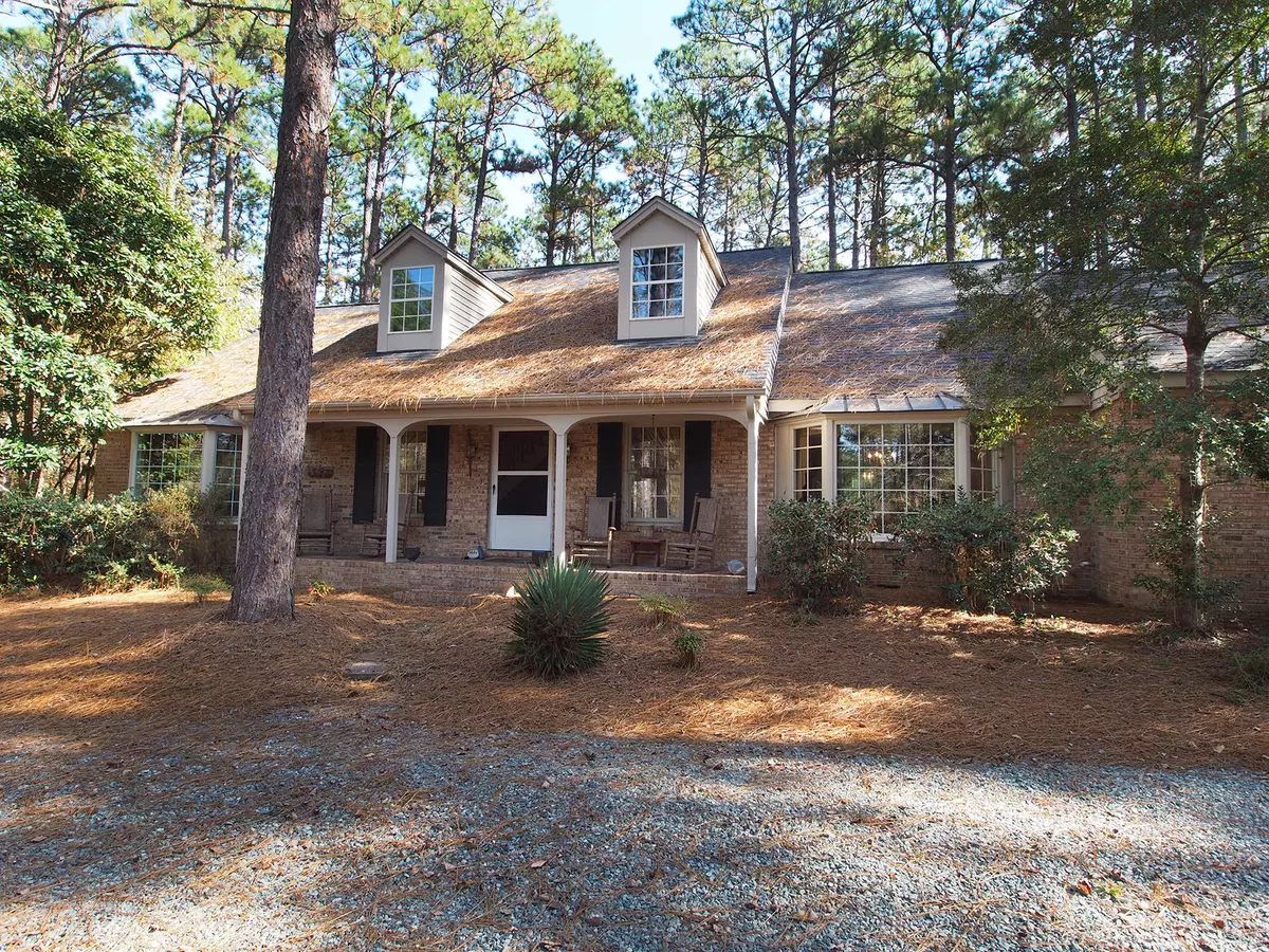Pinehurst, NC 28374,285 Lake Dornoch DR