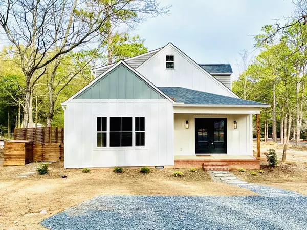 690 N Ridge ST, Southern Pines, NC 28387