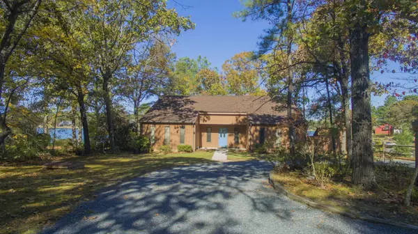 106 Cobblestone CT, West End, NC 27376