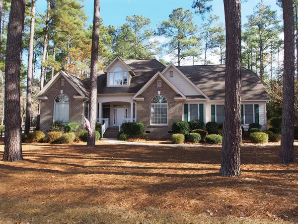 625 Elk RD, Southern Pines, NC 28387