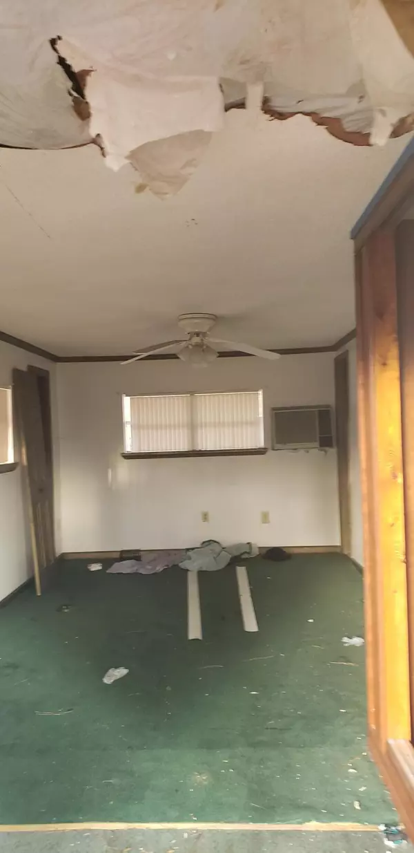 Vass, NC 28394,316 Furr RD