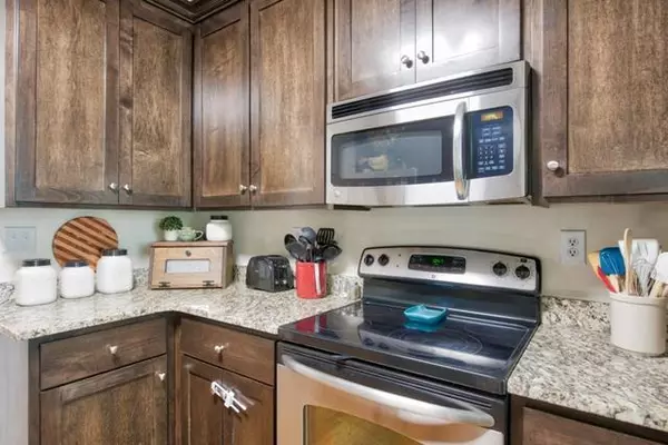 Vass, NC 28394,644 Ginseng DR