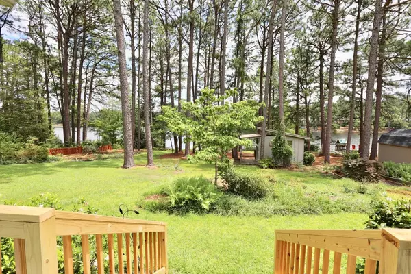 Whispering Pines, NC 28327,164 Pine Lake DR