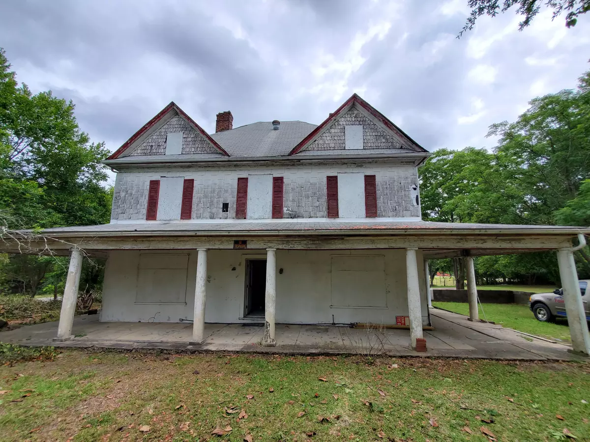 West End, NC 27376,105 Burch RD