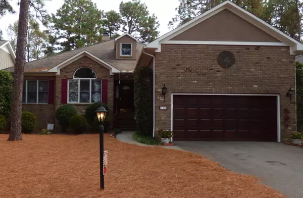 189 Hunter TRL, Southern Pines, NC 28387