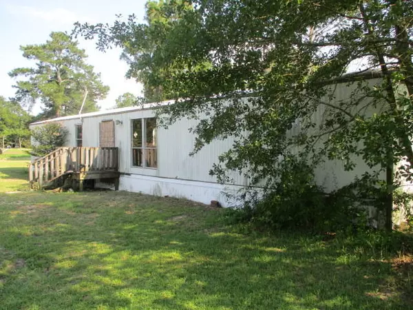 503 Wright RD, Vass, NC 28394