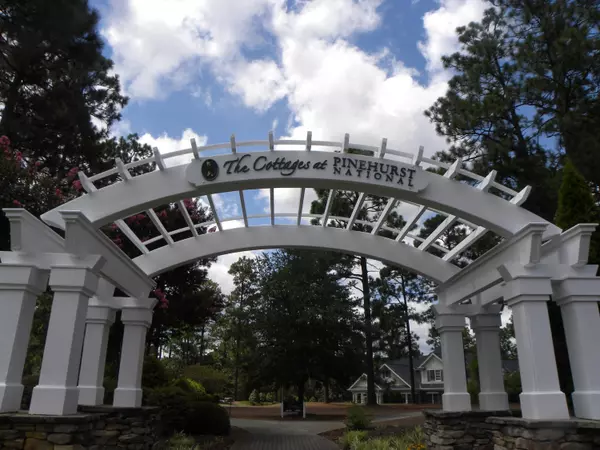 Pinehurst, NC 28374,260 Cochrane Castle CIR #6