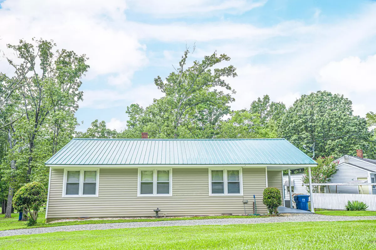 Robbins, NC 27325,615 Forest DR