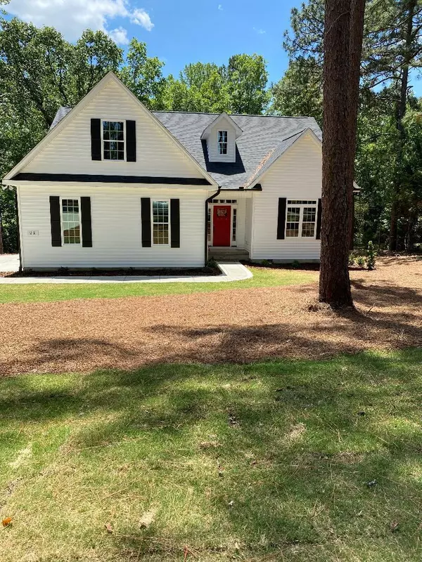 22 Starlit LN, Pinehurst, NC 28374