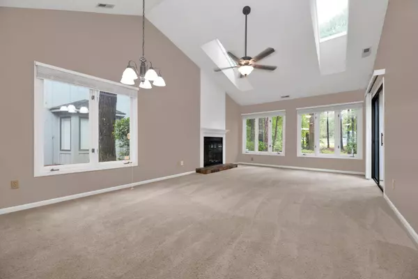 Vass, NC 28394,165 Cranes CV