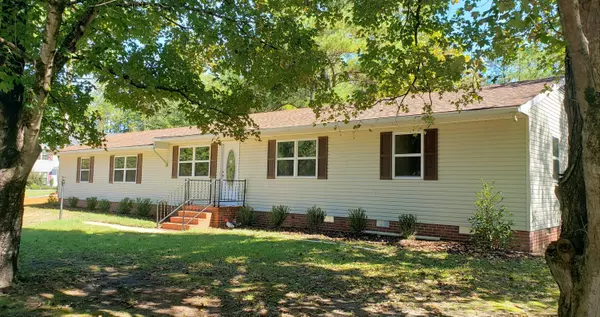 301 Seymour ST, Aberdeen, NC 28315