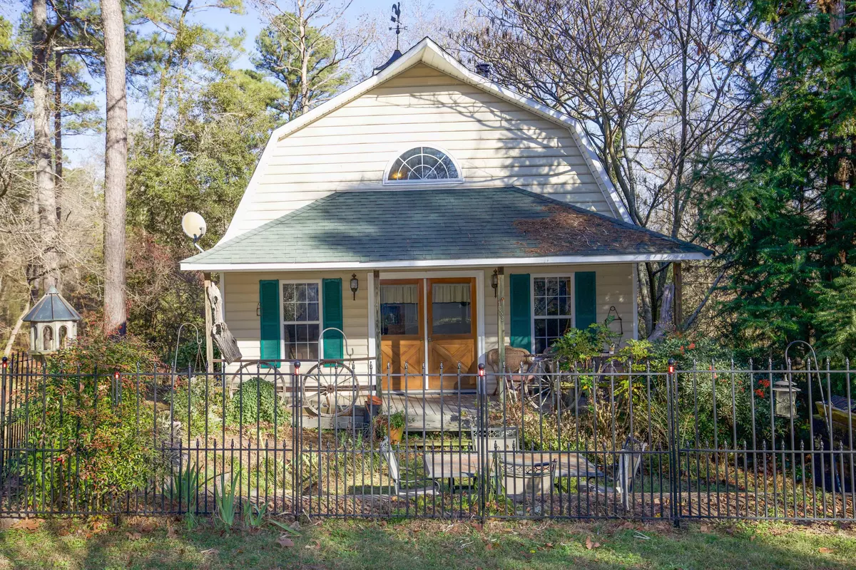 Vass, NC 28394,352 Main ST