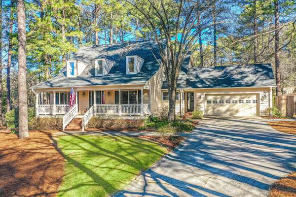 215 W Hedgelawn WAY, Southern Pines, NC 28387