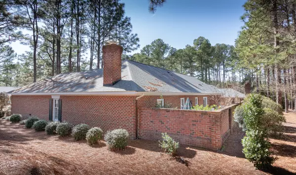 Southern Pines, NC 28387,10 Ravenel CT