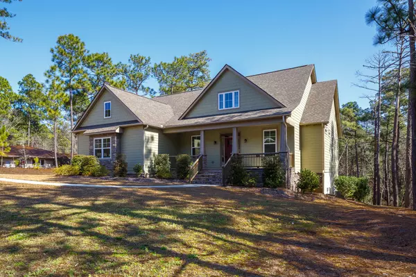 Southern Pines, NC 28387,415 E Hedgelawn WAY