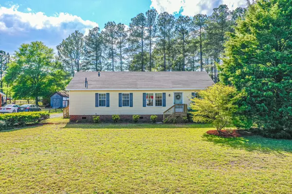 1012 S Whiskey RD, Candor, NC 27229