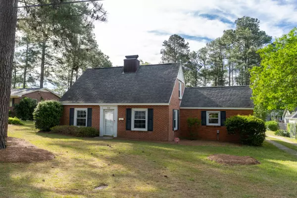 305 Palm ST, Hamlet, NC 28345