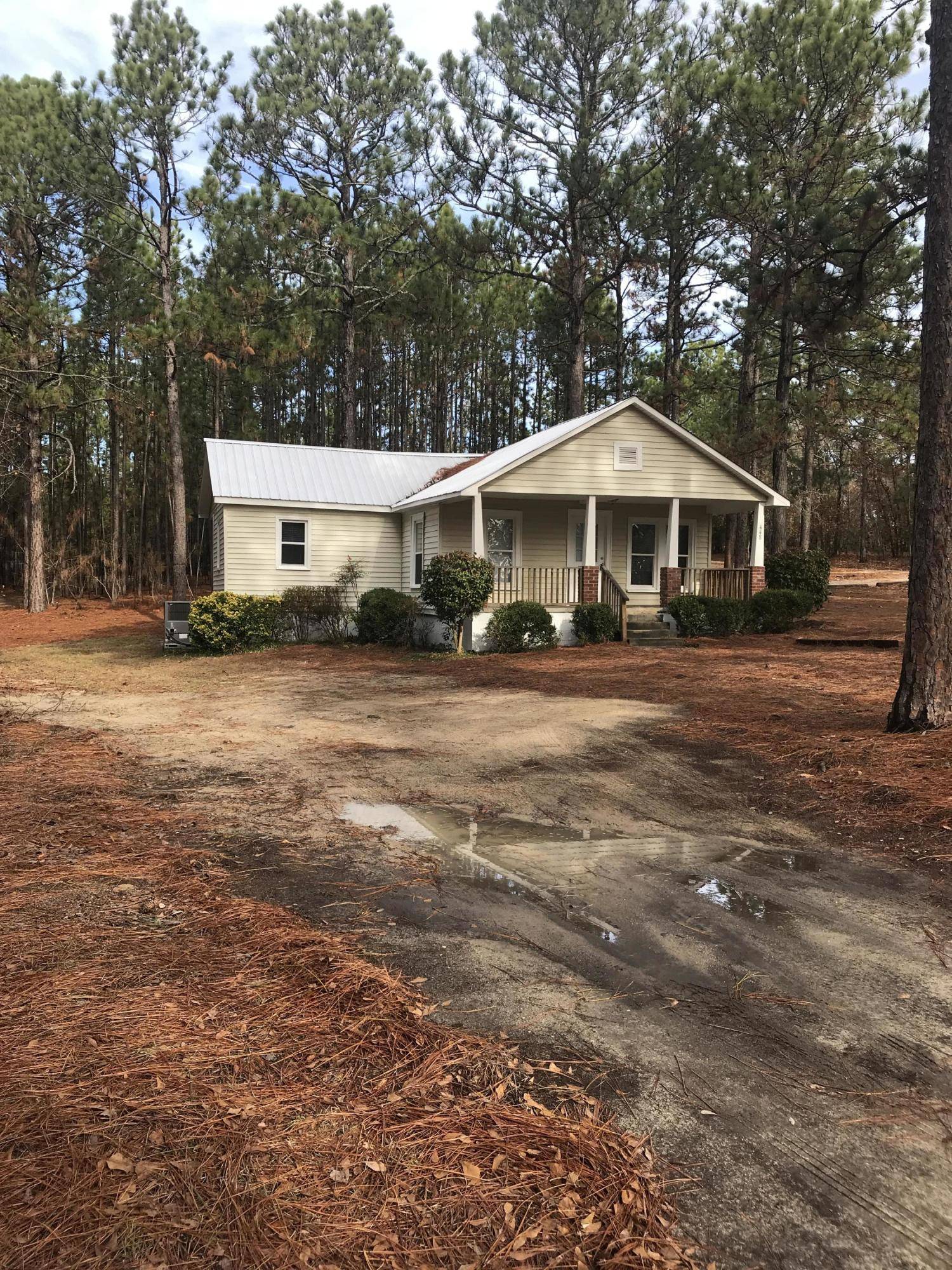 448 Gaines ST, Aberdeen, NC 28315