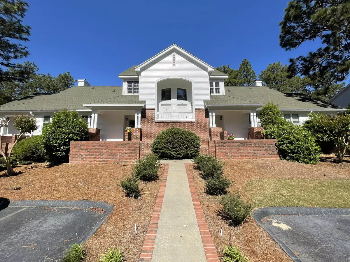 Southern Pines, NC 28387,48 Knoll RD