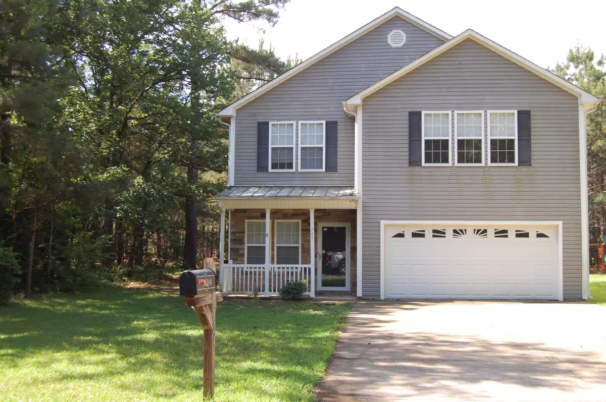 Vass, NC 28394,724 Tanager DR