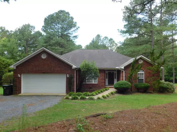 1110 Devonshire TRL, Aberdeen, NC 28315