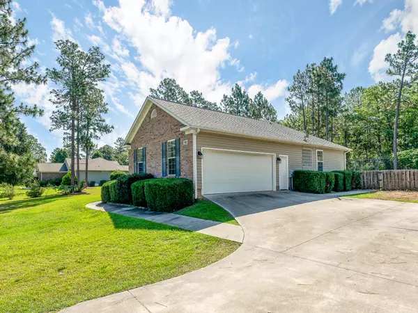 Carthage, NC 28327,185 Russet CT