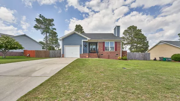 3412 Masters DR, Hope Mills, NC 28348