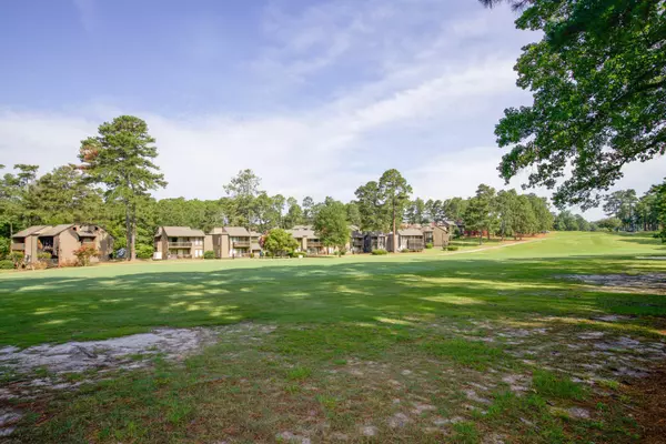 Pinehurst, NC 28374,5 Pine Tree RD #215