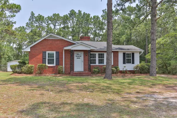 932 Circlewood DR, Hamlet, NC 28345