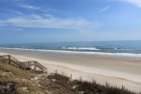 North Topsail Beach, NC 28460,4338 Island DR