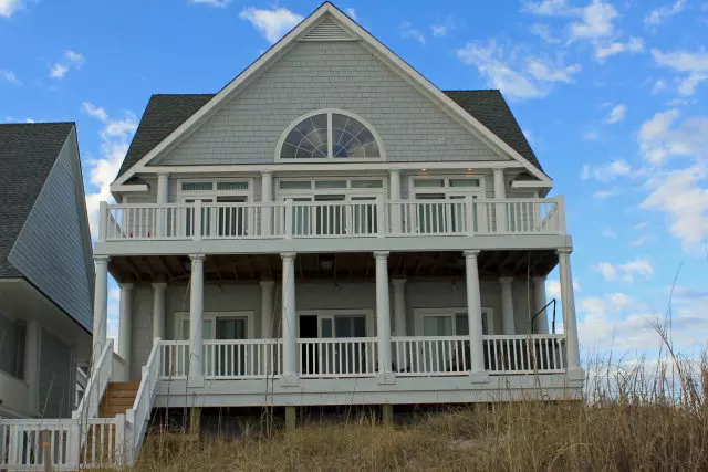 4338 Island DR, North Topsail Beach, NC 28460