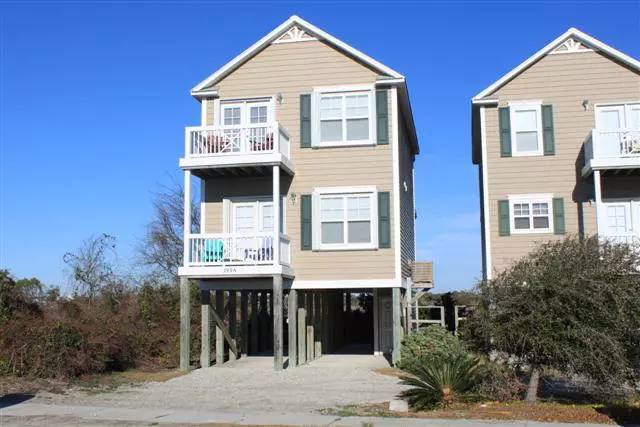 399A New River DR, Surf City, NC 28445