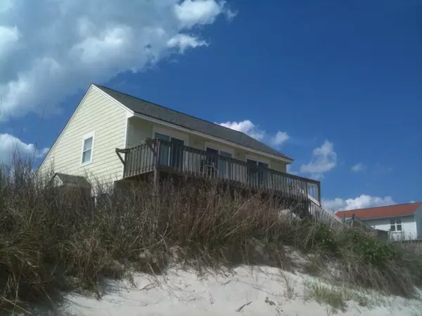 Surf City, NC 28445,1114 N Shore DR