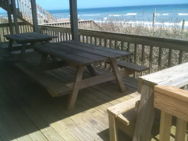 Surf City, NC 28445,1114 N Shore DR