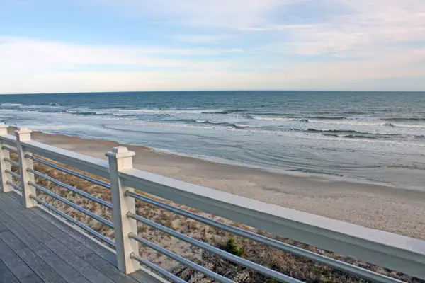 North Topsail Beach, NC 28460,100 Oceanview LN