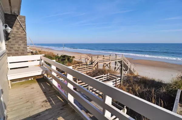 Surf City, NC 28445,1008 N N Shore DR