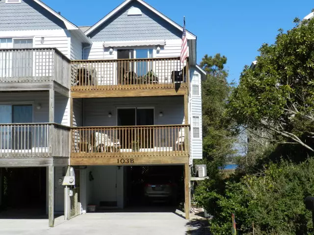 103b Windward DR, Surf City, NC 28445