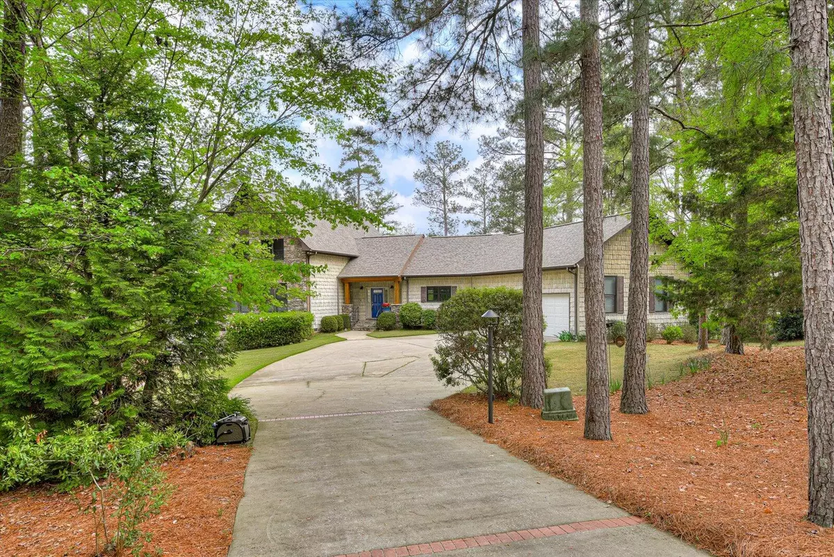 Mccormick, SC 29835,207 Rosewood Lane