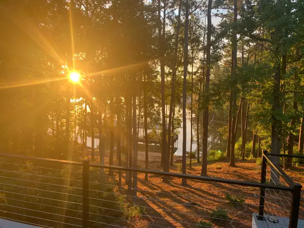 Mccormick, SC 29835,907 Patriots Point PT